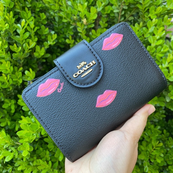 coach wallet with lips